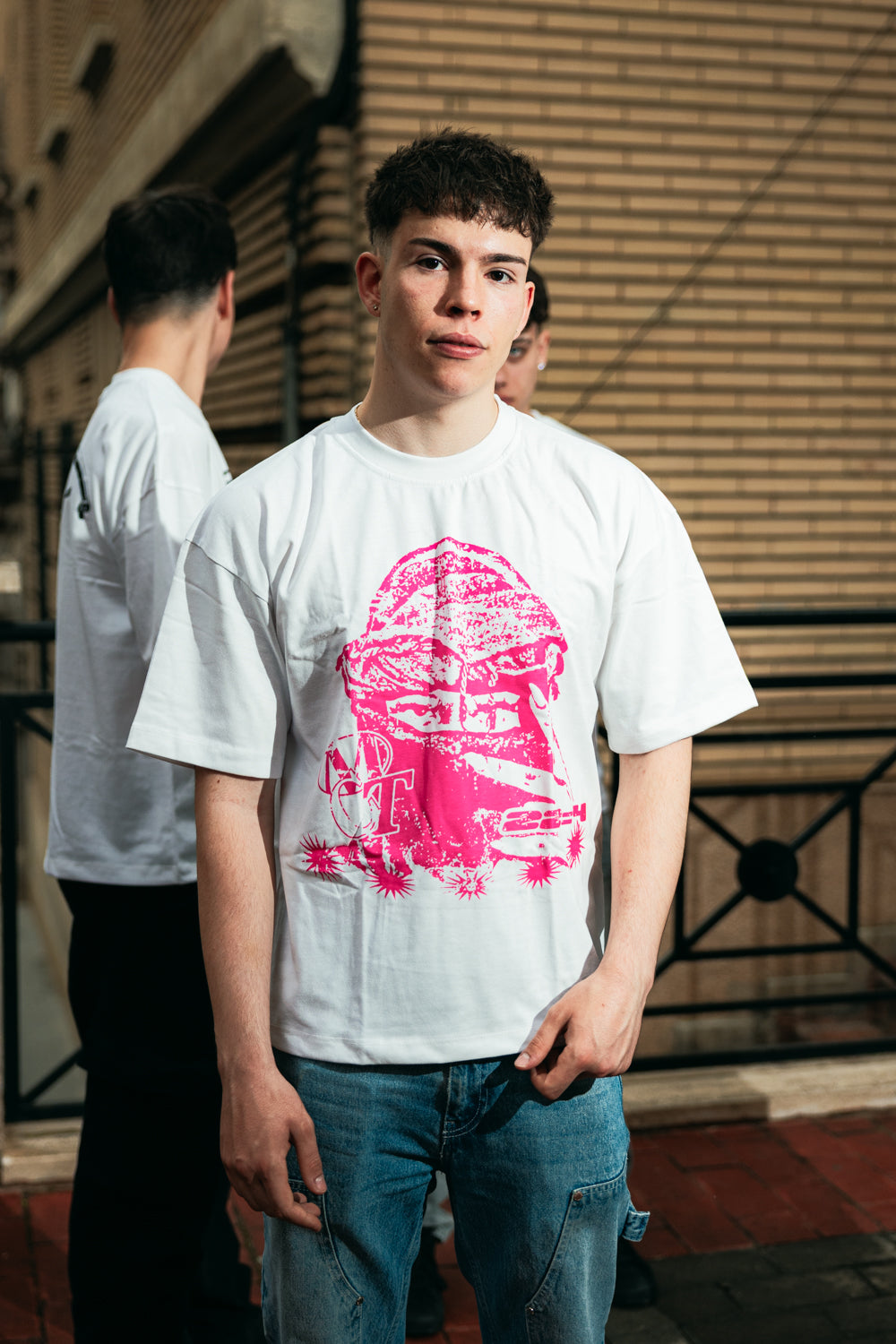 CAMISETA ÁRABE (ROSA CHICLE)